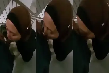 bokep indo Ukhti Cantik Nyepong Ditangga