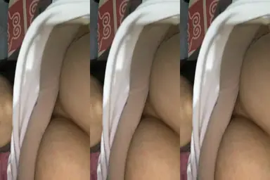 Dokumentasi Dinda Cantik Live Bersantai Kasur
