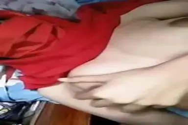 Ukhti Hijab Merah Cantik Pasrah Goyang Kasur